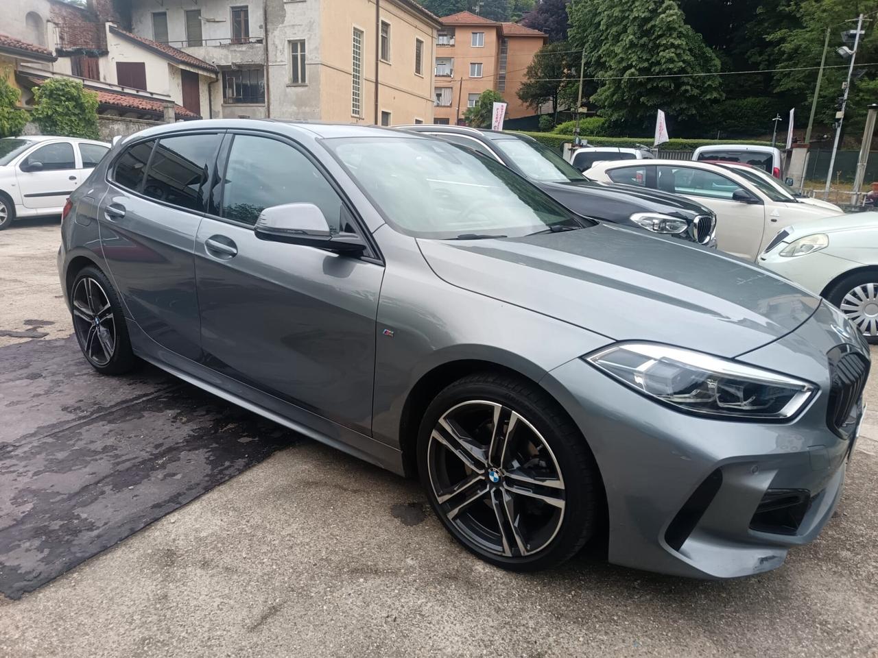 Bmw 118 118i 5p. Msport Exterior