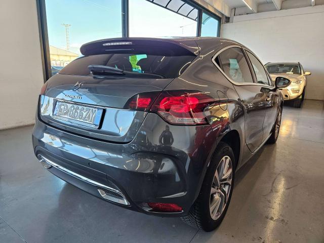 Citroen DS4 1.6 vti Chic 120cv BENZINA / NEOPATENTATI