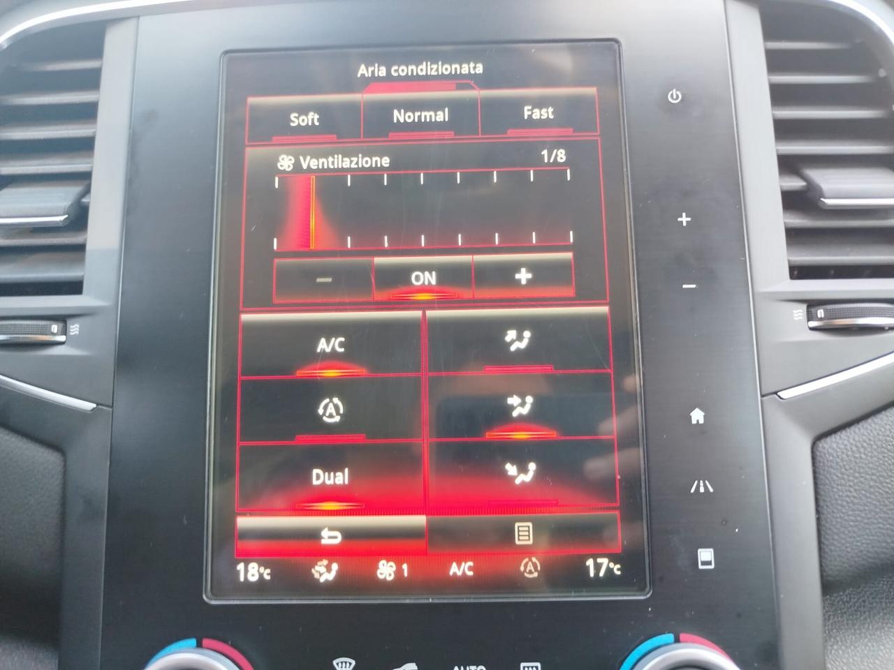 MEGANE 1.5dci-110cv *DISTRIBUZIONE FATTA* TAGLIANDI CERTIFICATI- GARANZIA 12 MESI