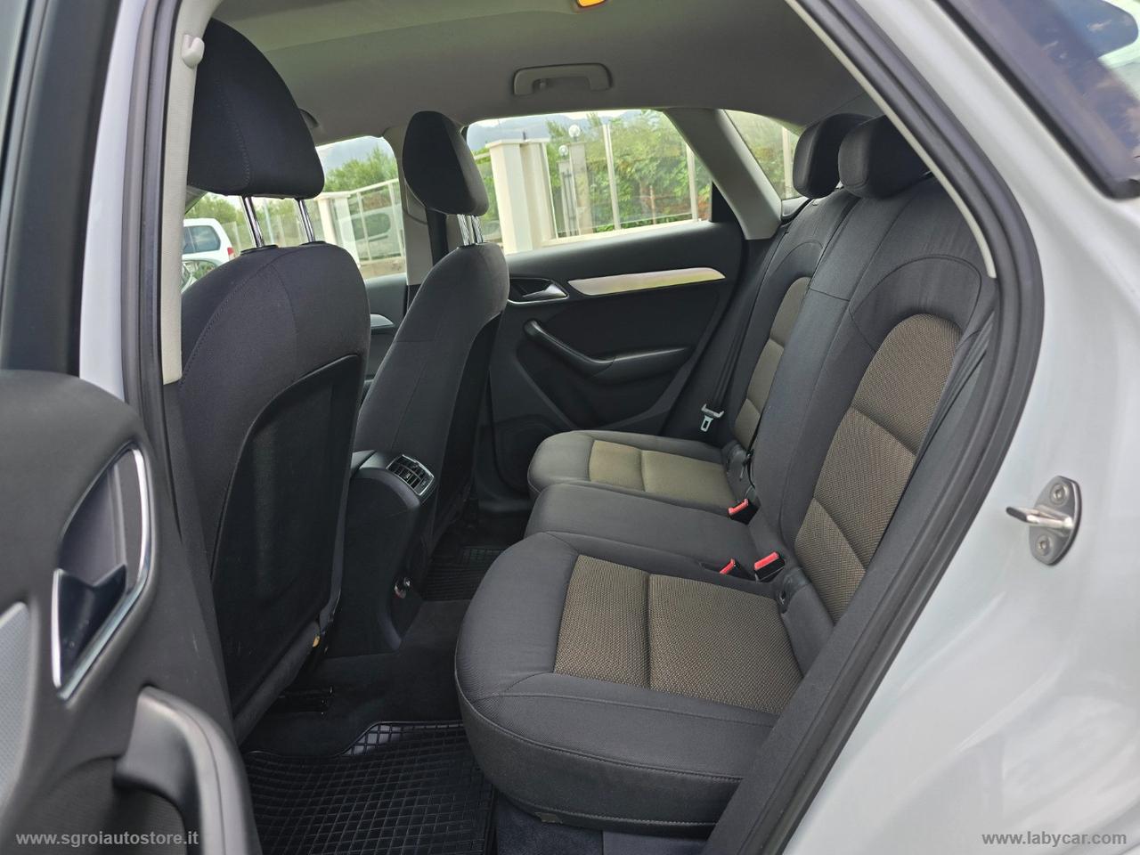 AUDI Q3 2.0 TDI Business