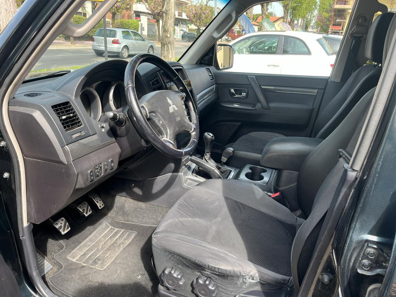 Mitsubishi Pajero 3.2 DI-D 16V 5p. Intense 7p