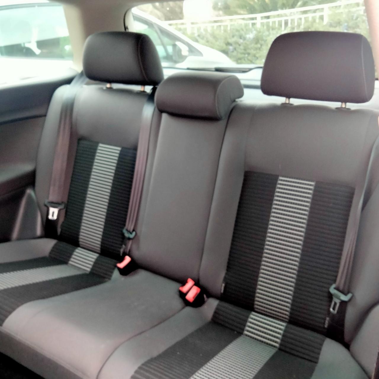 Volkswagen Polo 1.4/80CV 16V 3p. Sportline