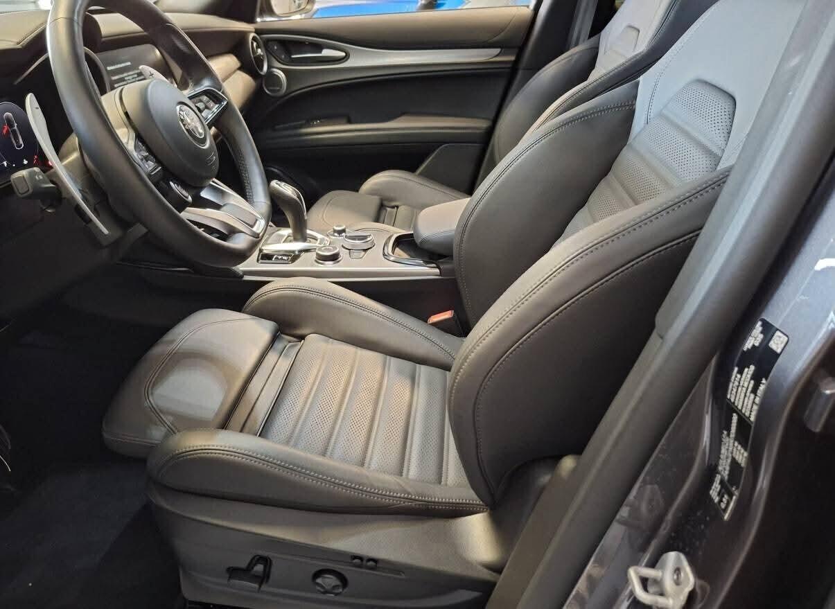 Alfa Romeo Stelvio 160 CV AT8 RWD Veloce