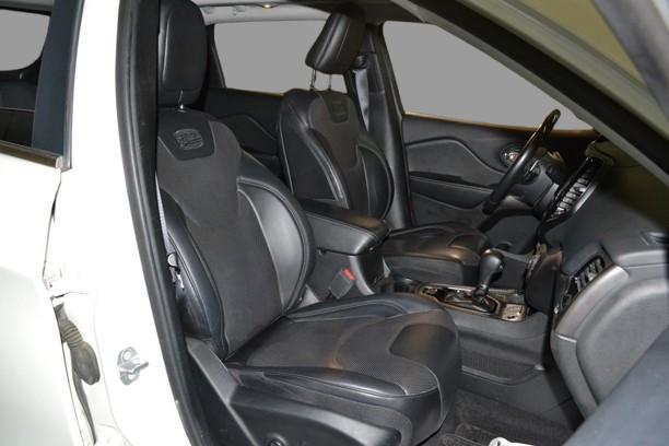 JEEP Cherokee OVERLAND 2.2 DS 4WD 9AT 195HP E6D
