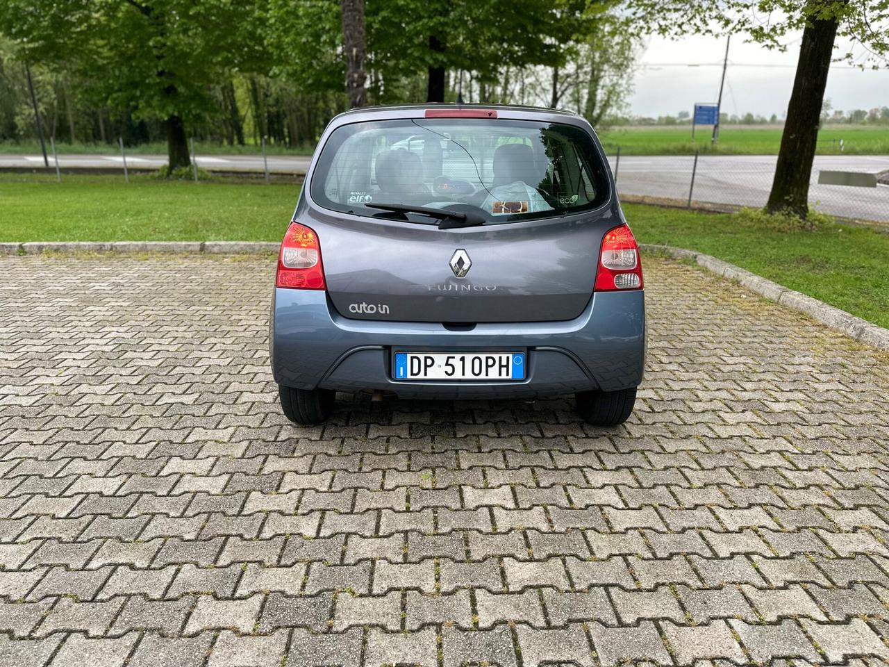 Renault Twingo 1.2 16V Quickshift Initiale NEOPATENTATI