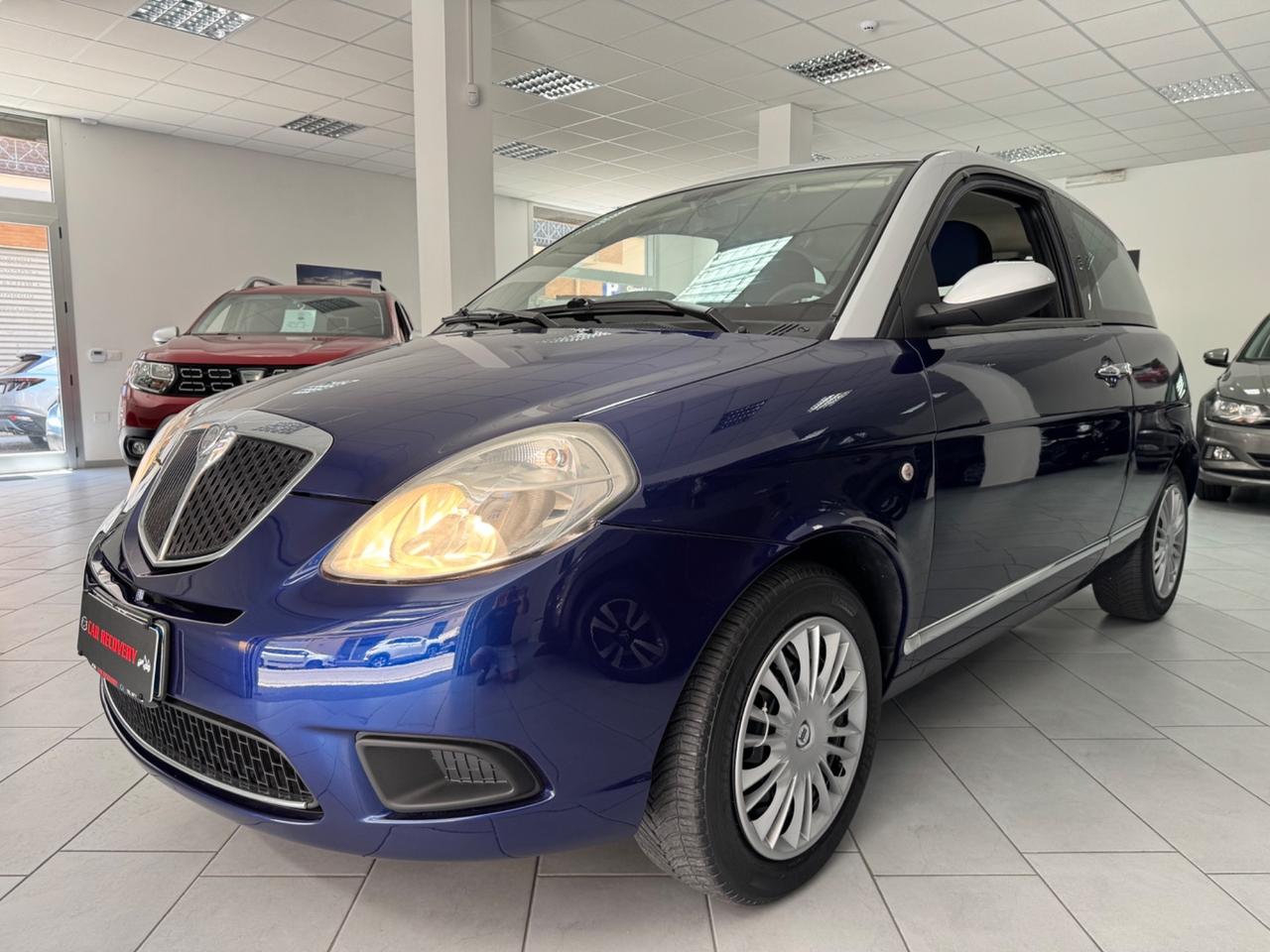 Lancia Ypsilon 1.2 Platino