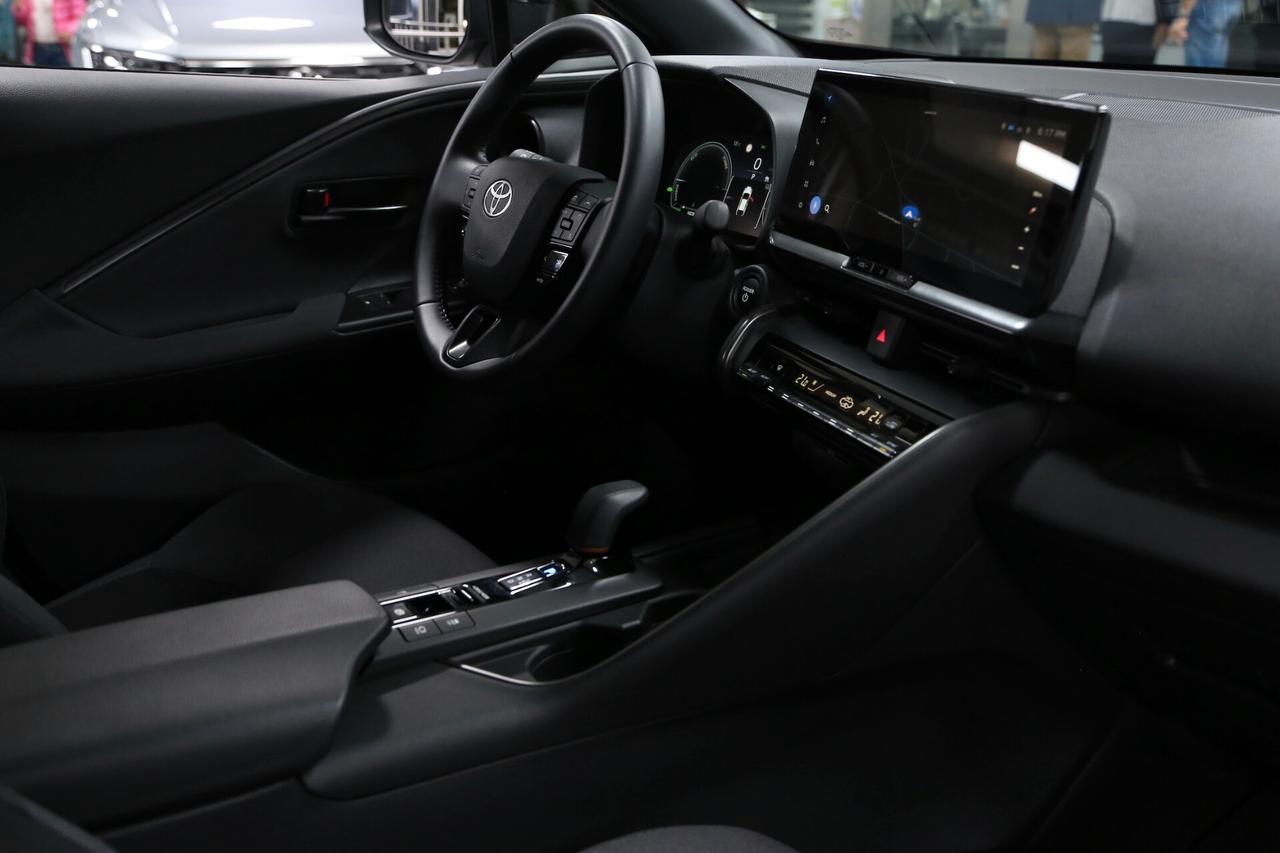 Toyota C-HR 1.8 HEV Trend E-CVT_2025