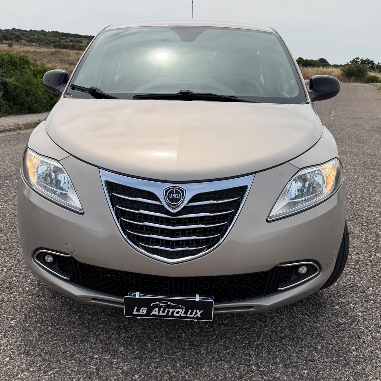 Lancia Ypsilon 1.3 MJT 95 CV GARANZIA 12 MESI
