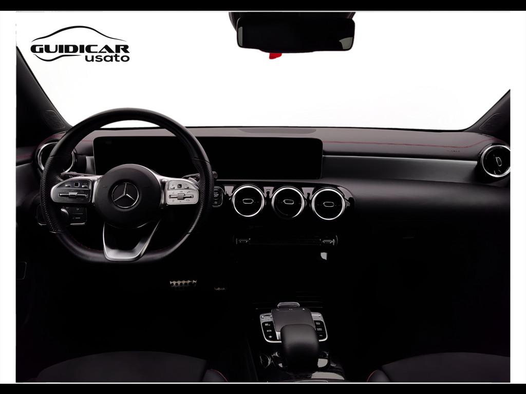 Mercedes-Benz CLA Sh.Brake - X118 - CLA Shooting Brake 200 d Premium auto