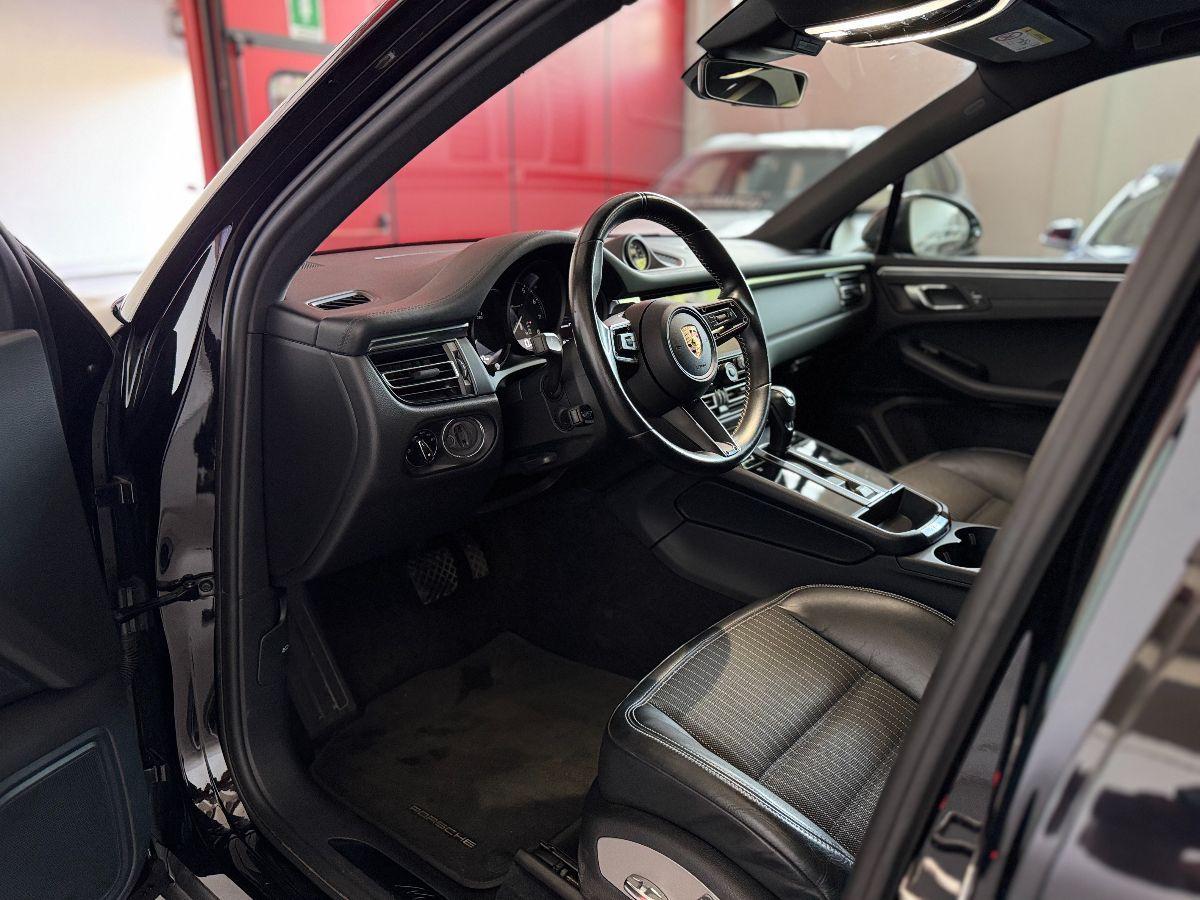 PORSCHE - Macan - 2.0 T
