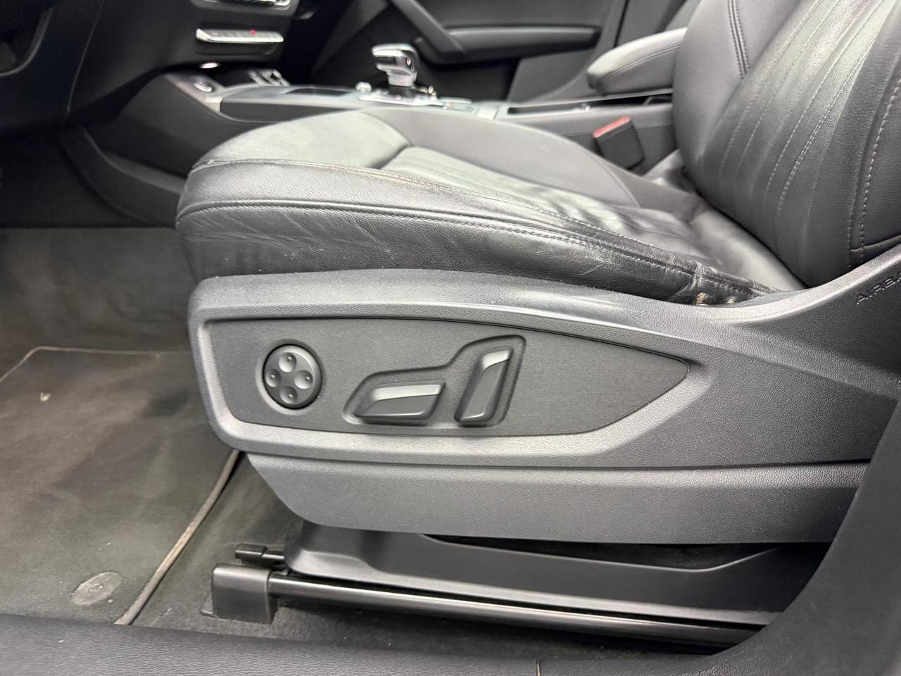 Audi Q5 SPB 40 TDI quattro S tronic Identity Black