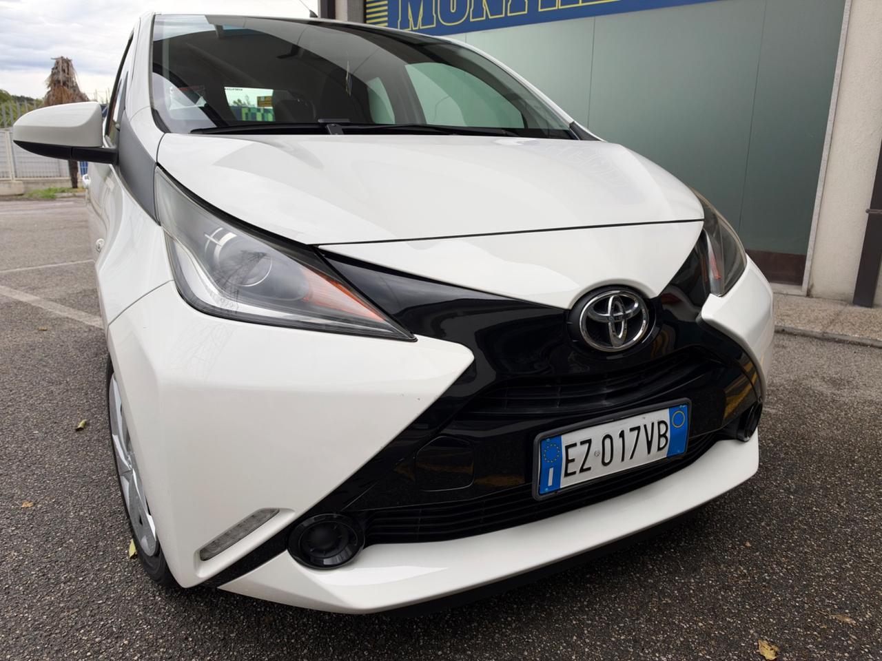 Toyota Aygo 1.0 69 CV x-play