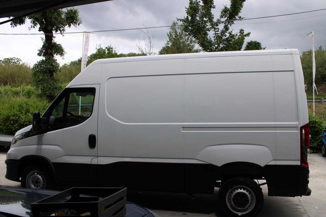 Iveco Daily 35S12V 2.3 HPT PM-TM Furgone