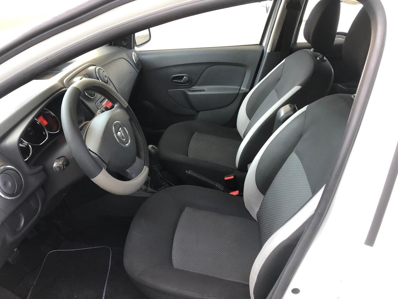 DACIA SANDERO 1.2 GPL-GARANZIA 12 MESI