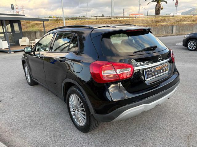 MERCEDES-BENZ GLA 200 d Automatic Executive