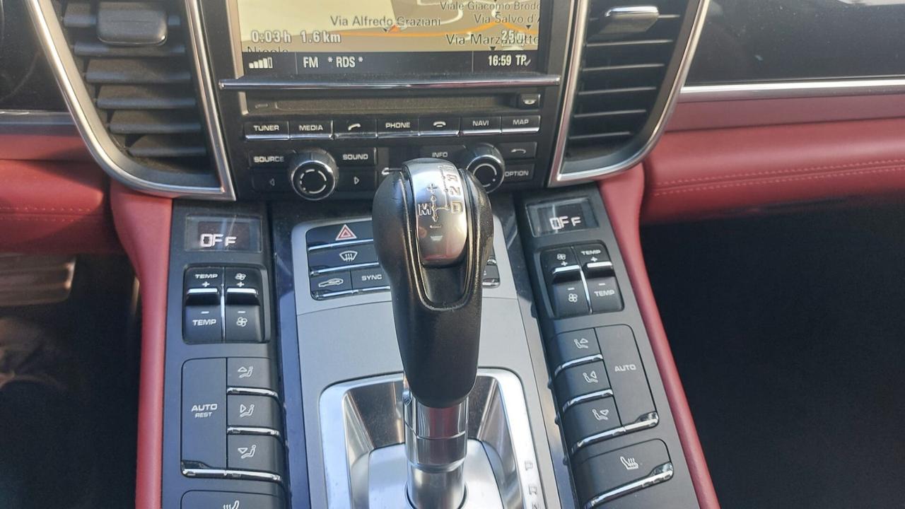 Porsche Panamera - 3.0 Diesel - Edition 300 Cv