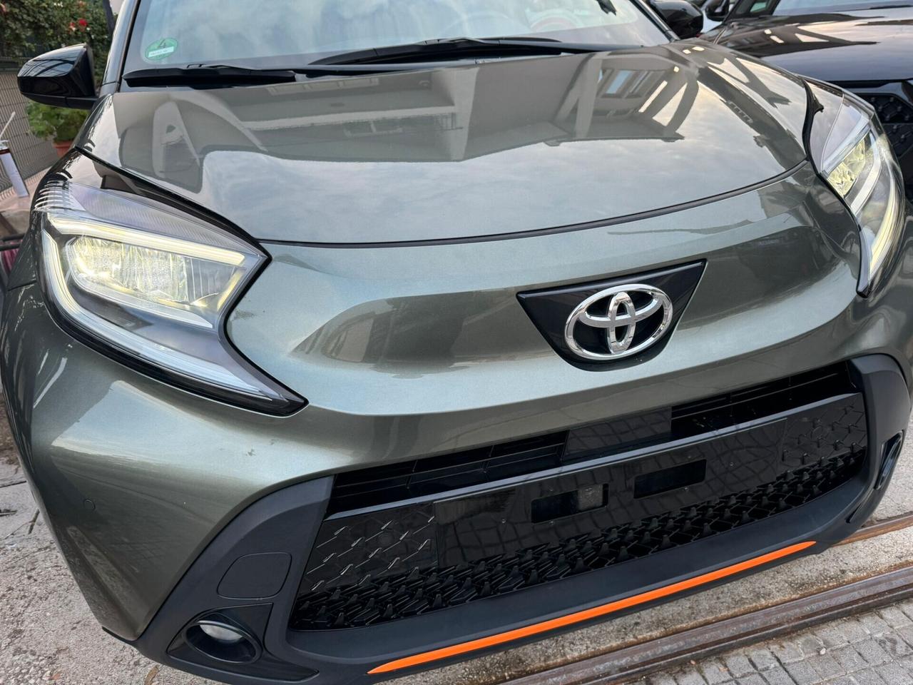 Toyota Aygo X 1.0 VVT-i 72 CV 5 porte LIMITED EDITION IVA ESPOSTA