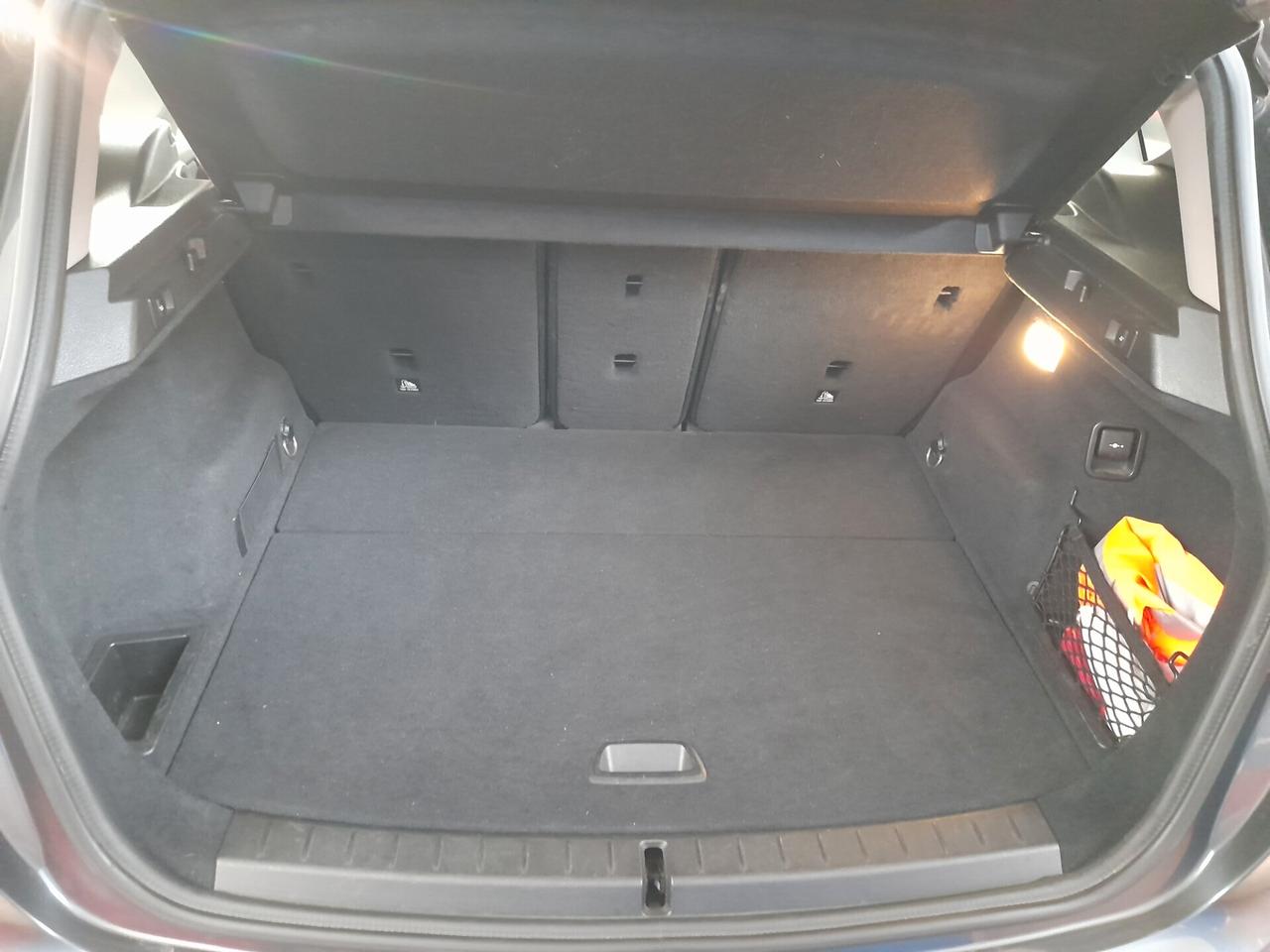 Bmw 2er Active Tourer 218d Advantage
