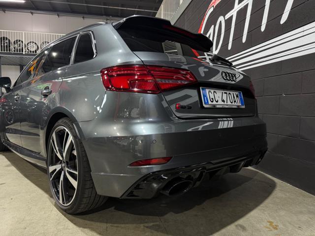 AUDI RS3 RESTYLING SEDILI A GUSCIO VIRTUAL