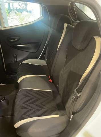 Lancia Ypsilon 1.2 Gold 69cv