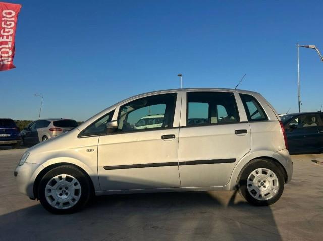 Fiat Idea 1.3 mjt 16v Black Star