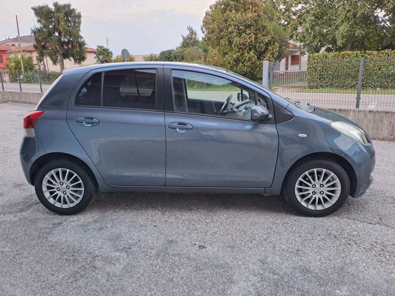 Toyota Yaris 1.3 3 porte M-MT Sol