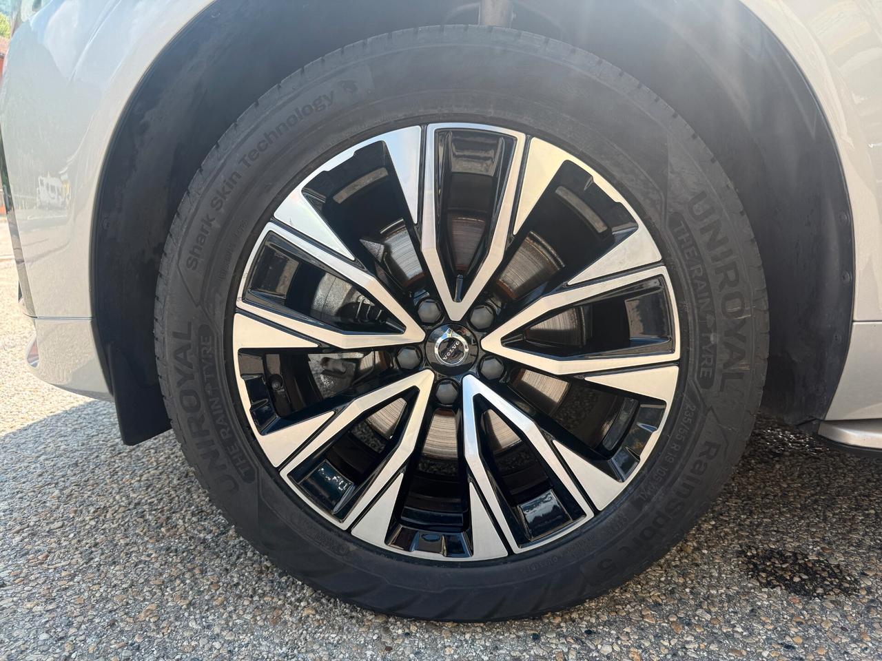 Volvo XC 60 XC60 B5 AWD automatico Plus Dark