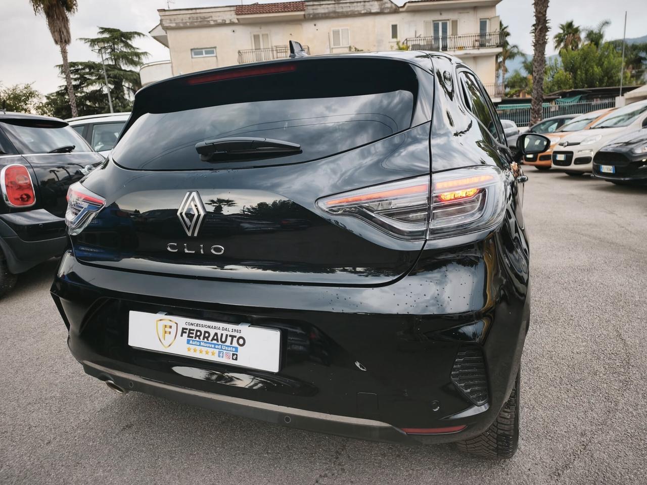 RENAULT CLIO TCE 90CV TECHNO+