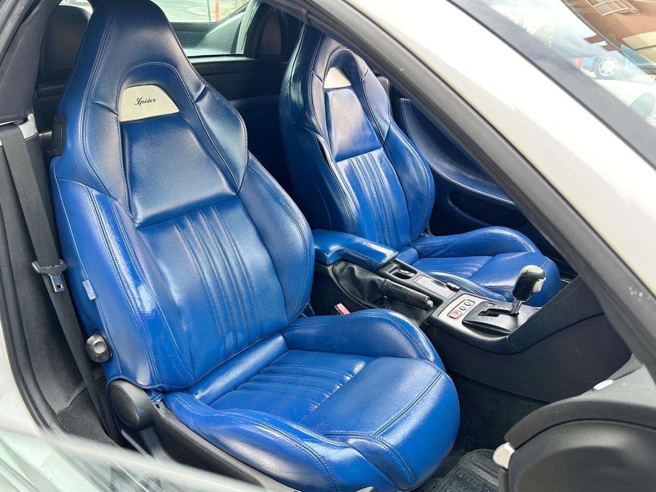 Alfa Romeo Spider 2.4 JTDm 200CV Q-Tronic