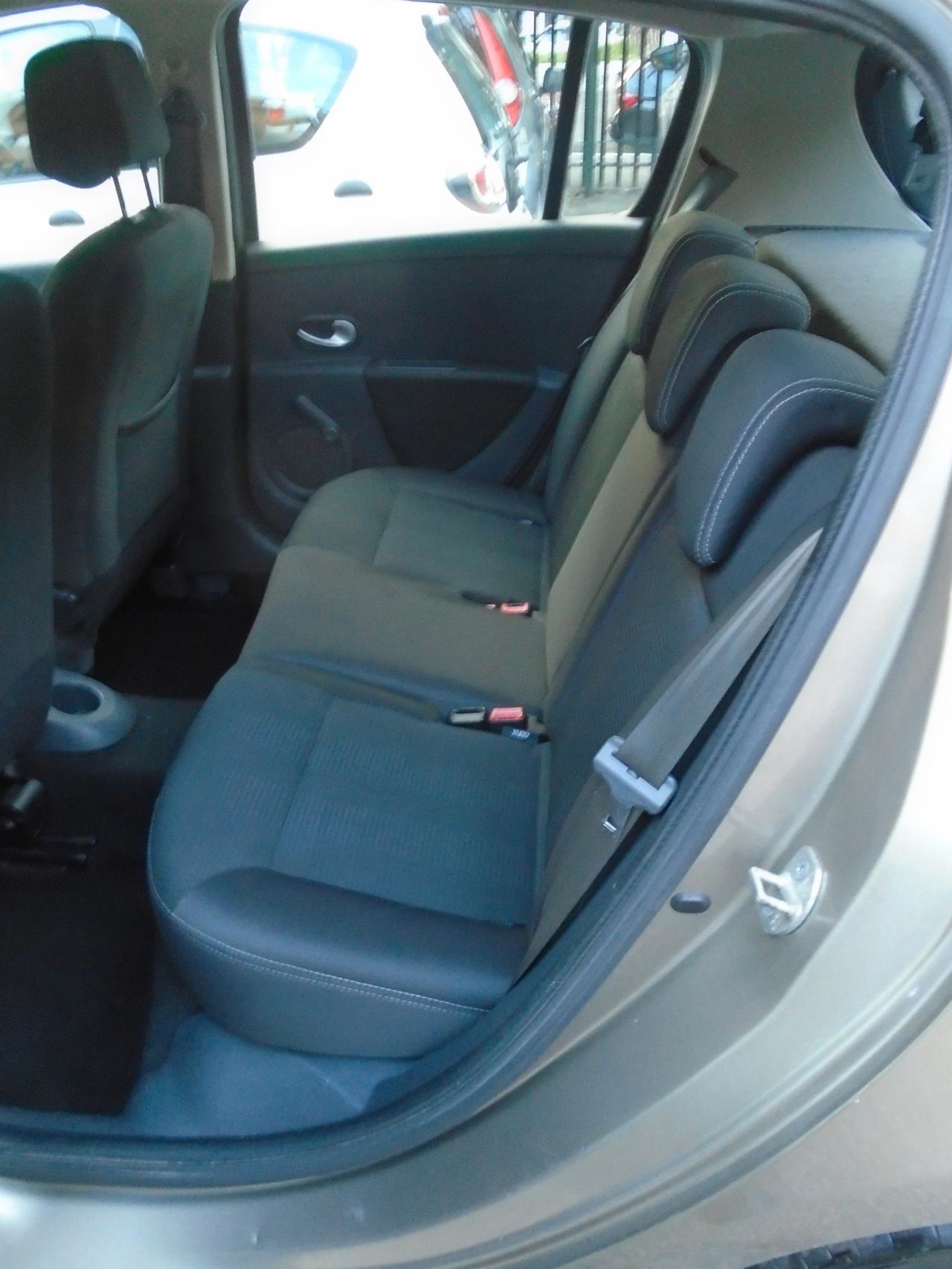Renault Clio 1.2 16v Dynamique 5p