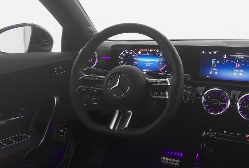 Mercedes-Benz CLA CLA 180 AMG Line Advanced Plus 18" Camera LED