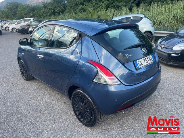 LANCIA Ypsilon 1.0 FireFly 5 porte S&S Hybrid Ecochic Silver