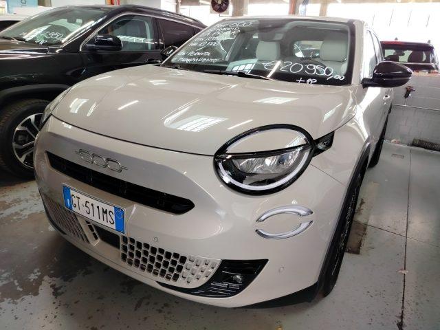 FIAT 600 Hybrid 100 CV DCT MHEV La Prima