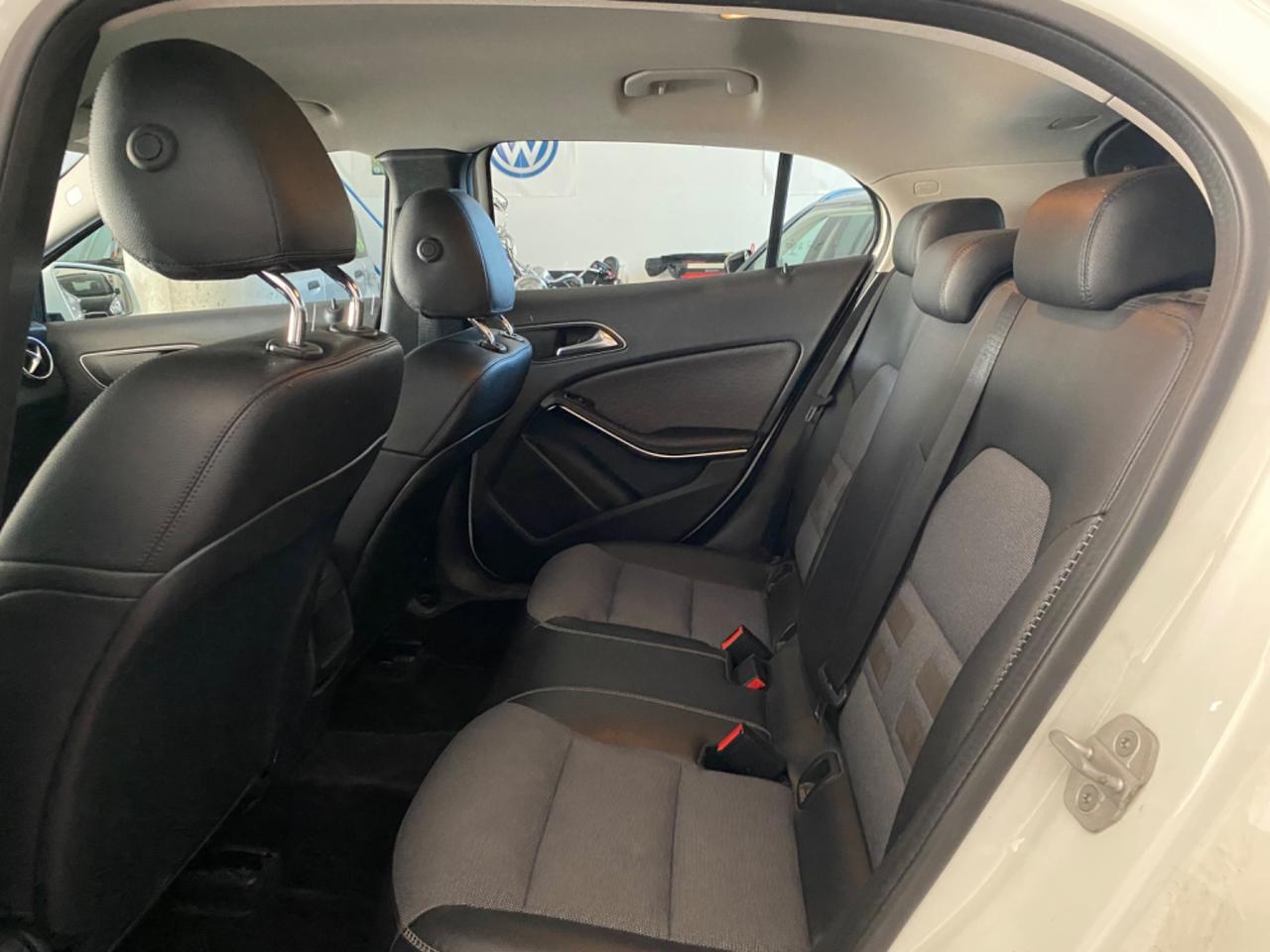 Mercedes-benz GLA 180 d Sport