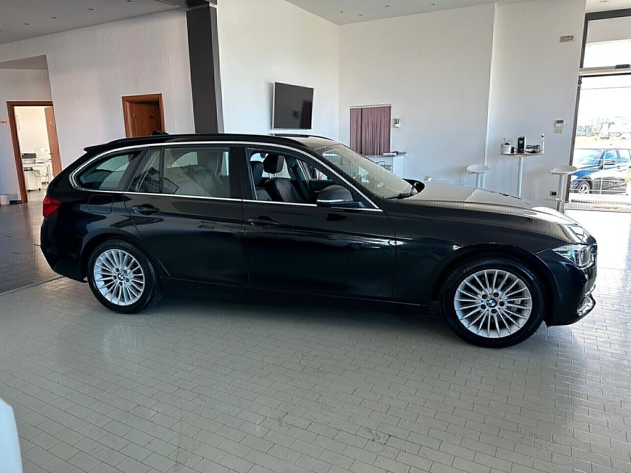 Bmw 316d Luxury IVA ESPOSTA