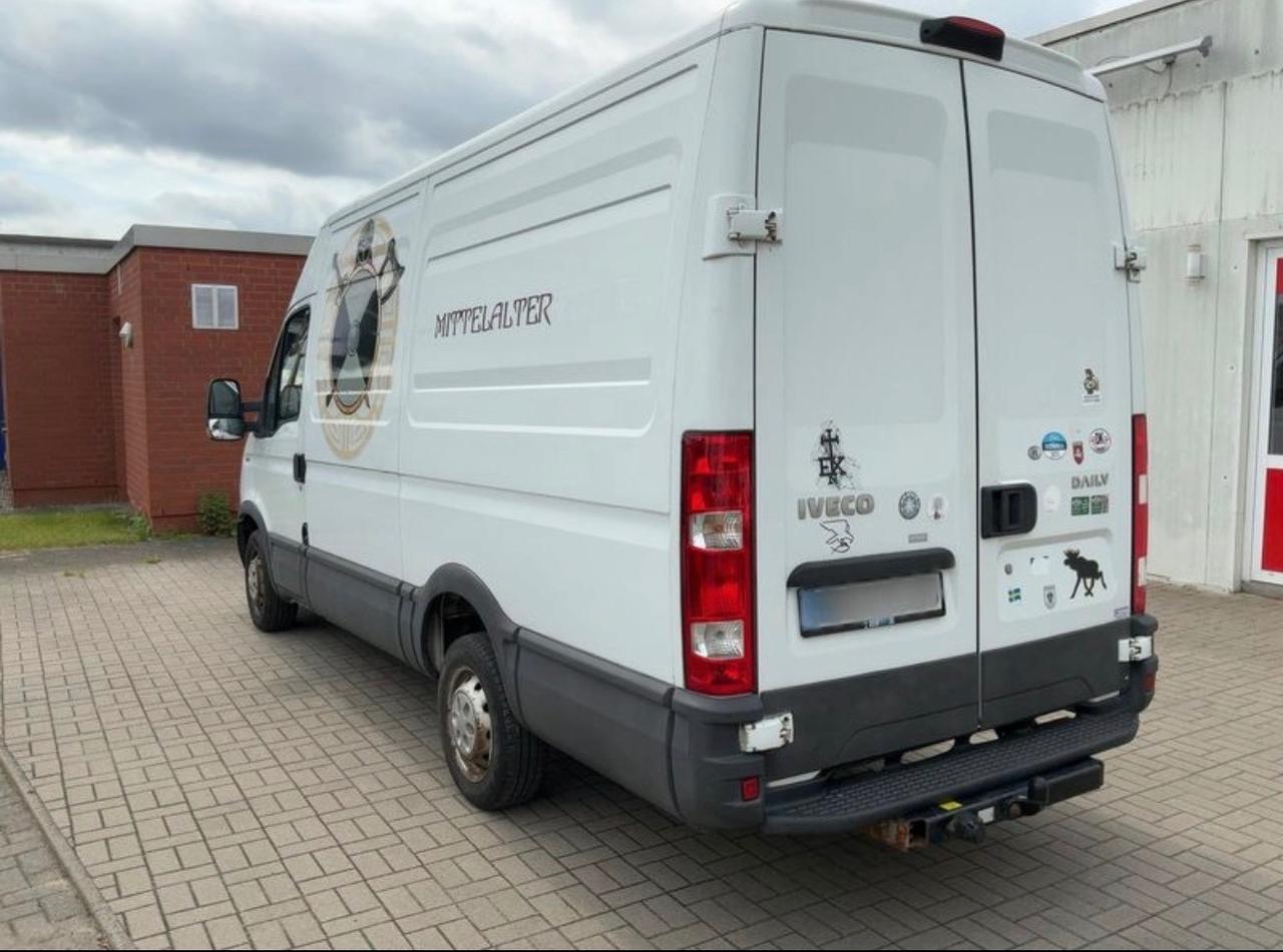 Iveco Daily 35S13V 2.3 HPT PL-TM Furgone