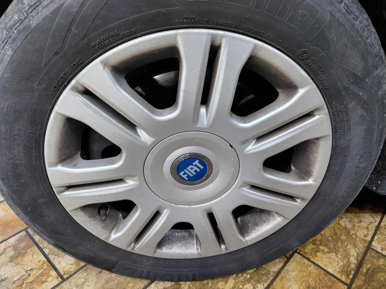 Fiat Idea 1.9 Multijet Emotion