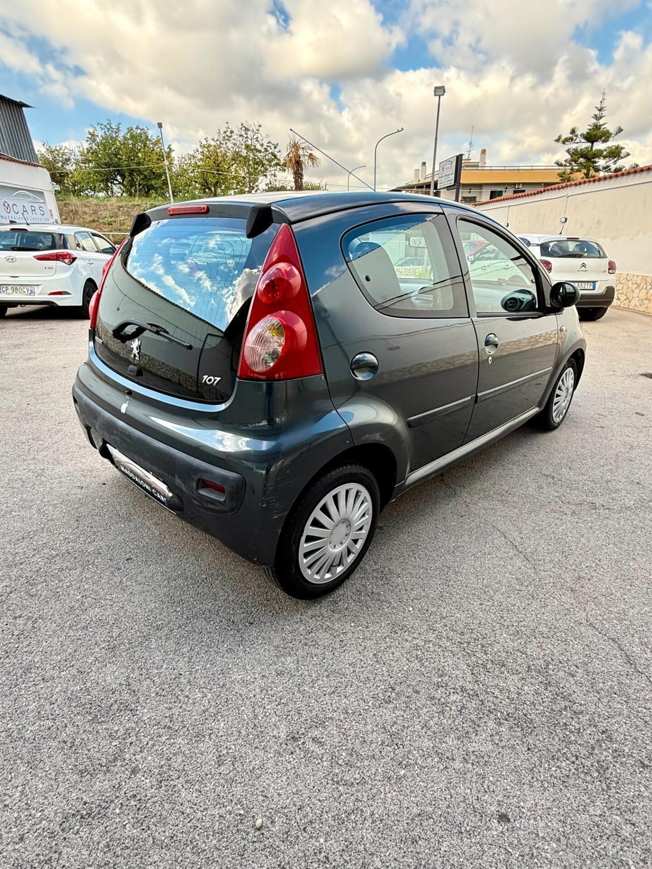 Peugeot 107 1.0 68CV 5p. Plaisir