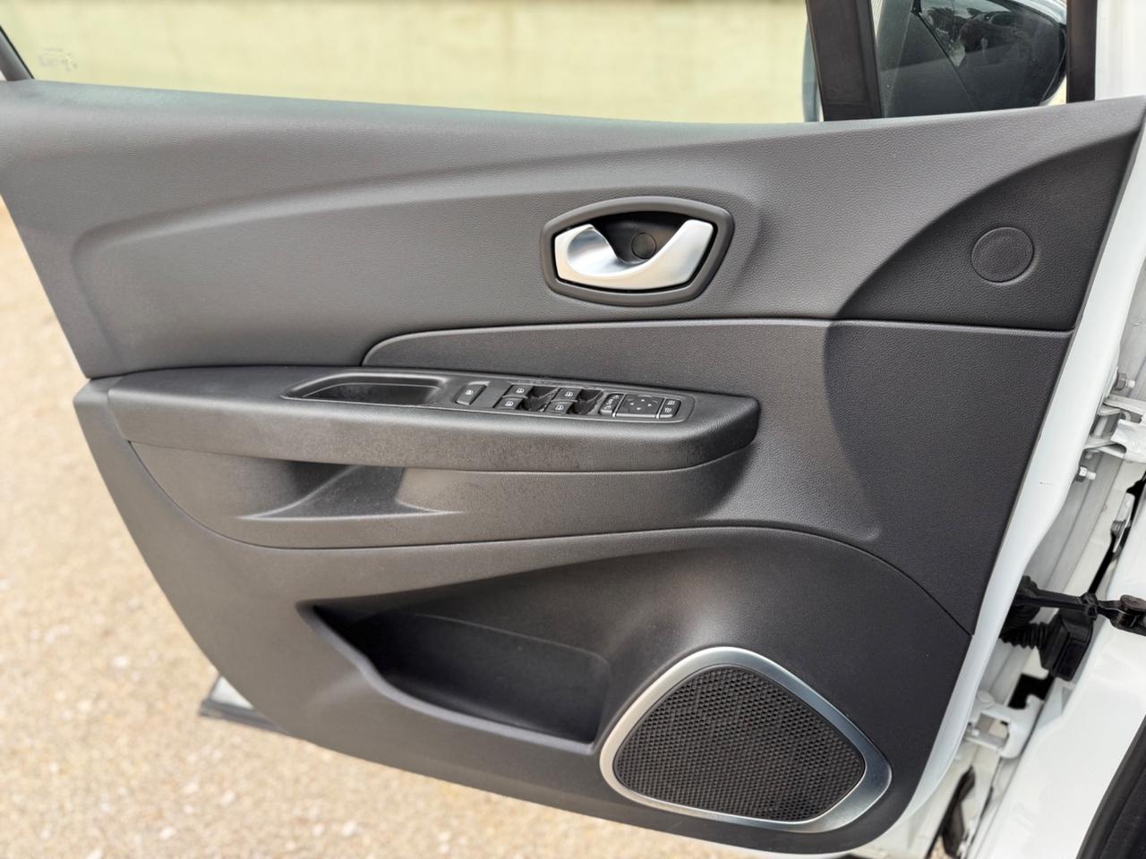 Renault Captur dCi 8V 90 CV Sport Edition2