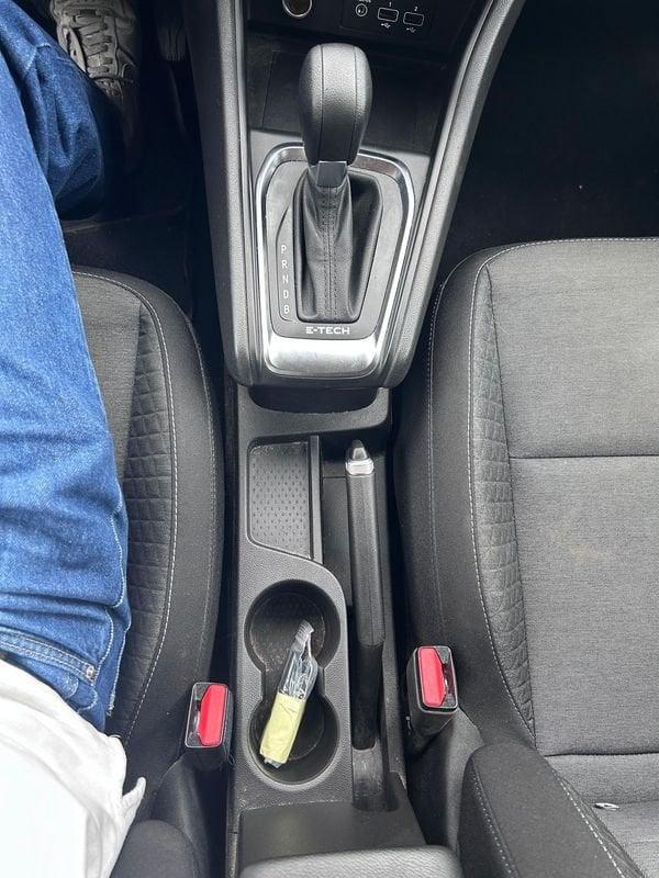 Renault Captur E-Tech hybrid 1.6 E-TECH HEV 145 EQUILIBRE AUTO