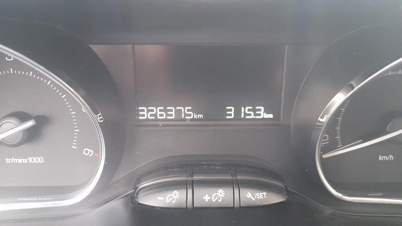 Peugeot 2008 1.6 HDi 92 CV Commercianti
