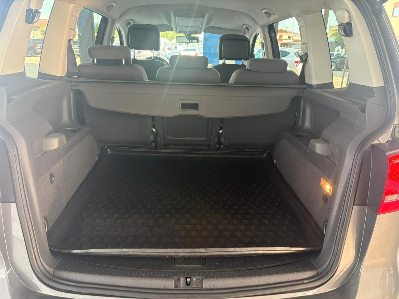 Volkswagen Touran Business 1.4 DSG Highline EcoFuel