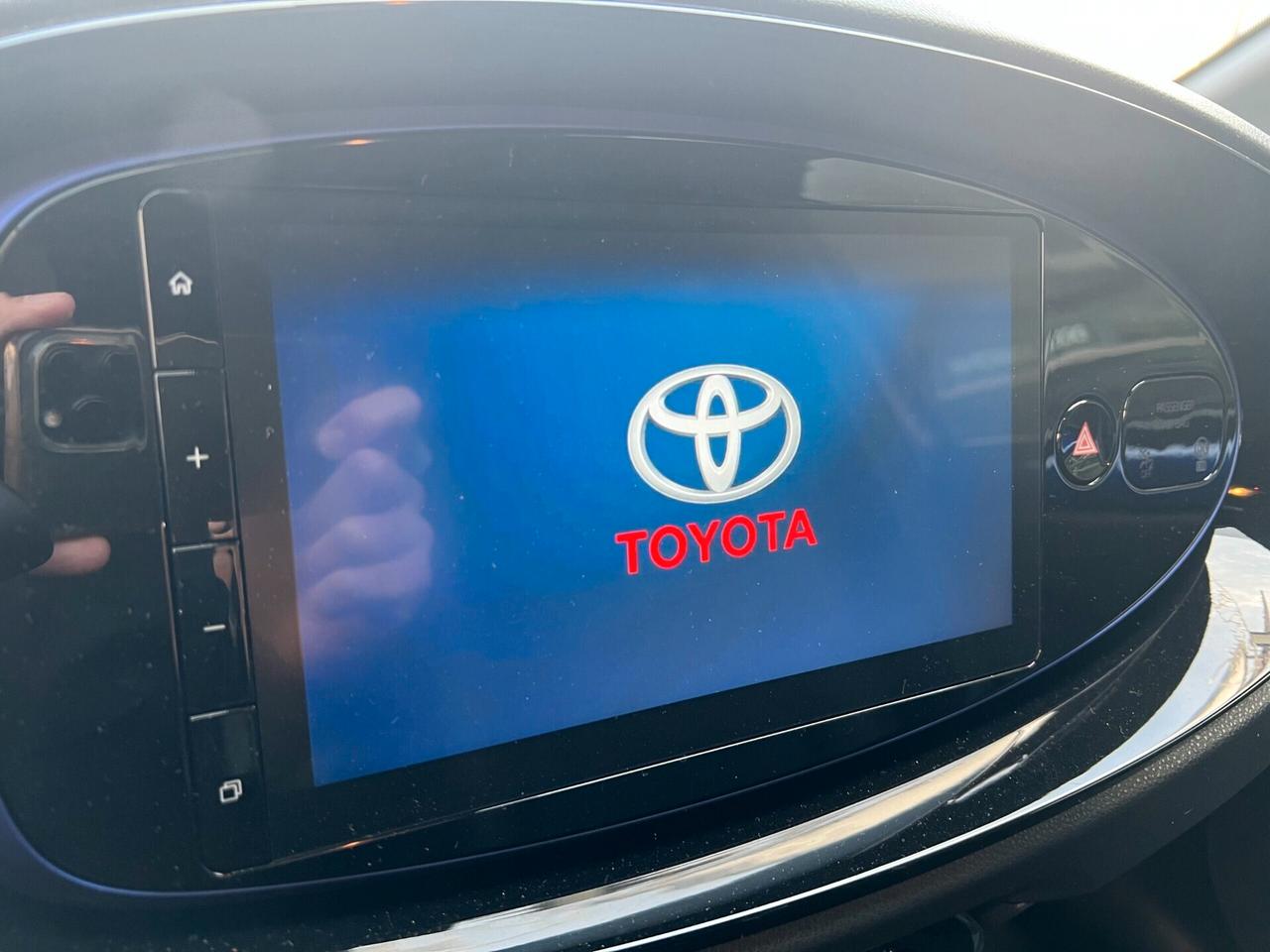 Toyota Aygo X 1.0 VVT-i 72 CV 5 porte Lounge S-CVT