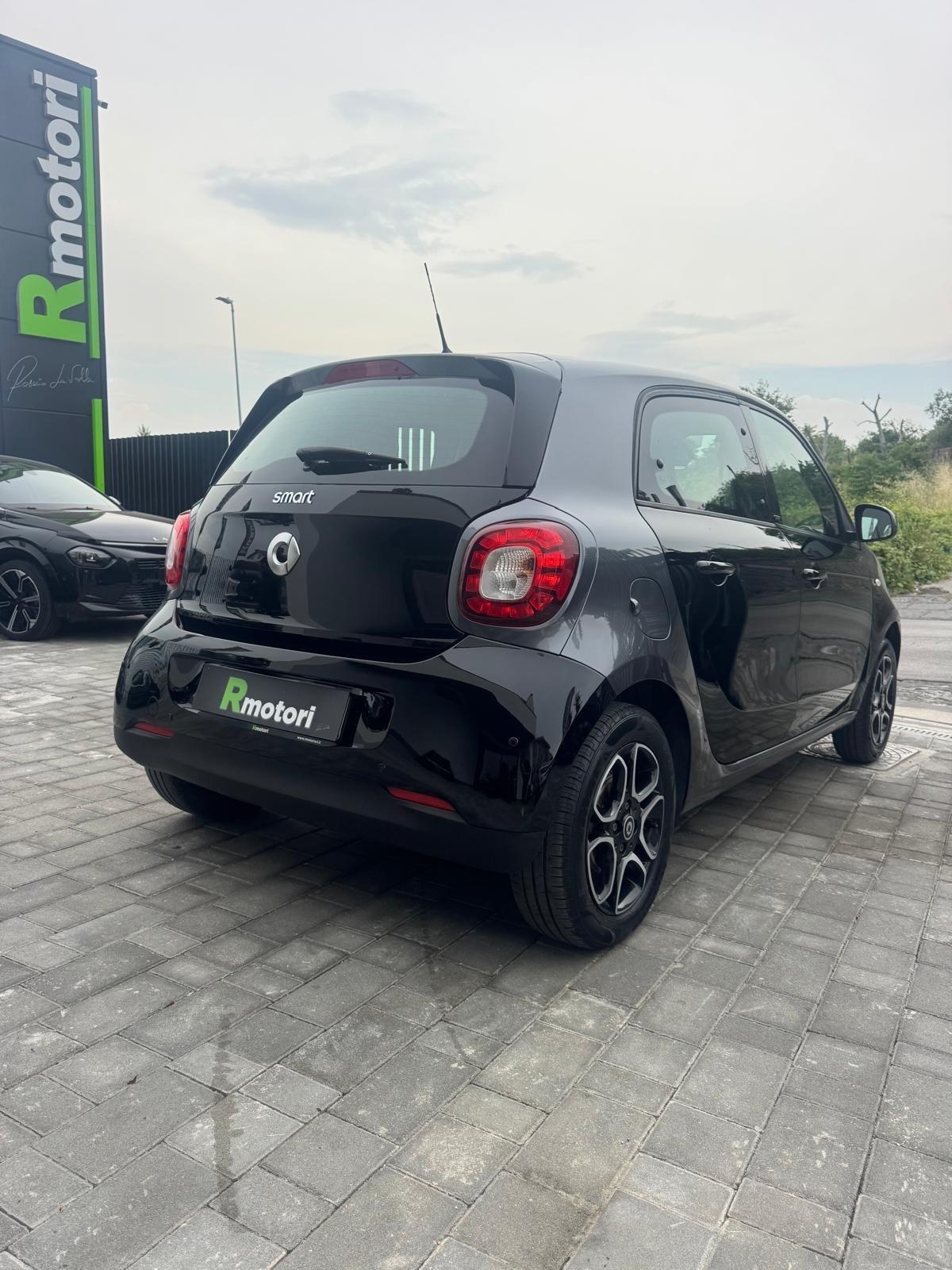 Smart ForFour 70 1.0 Prime