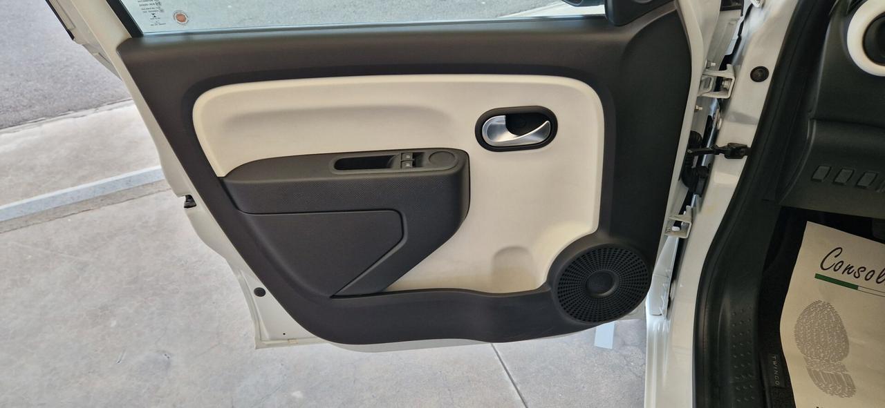 Renault Twingo 1.0 SCe Live