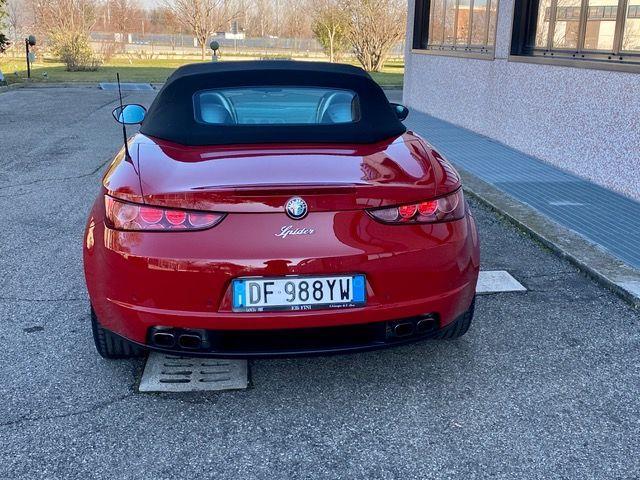 ALFA ROMEO - Spider