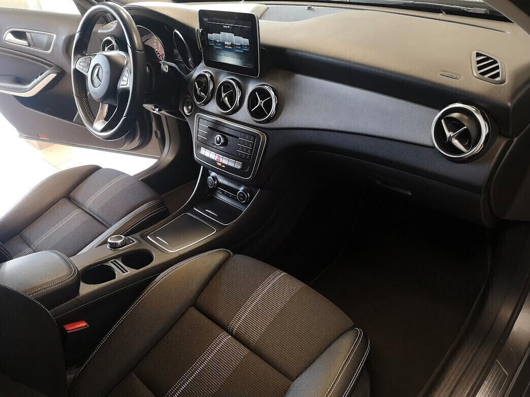 Mercedes-benz GLA 200 180 d Sport 4 MATIC