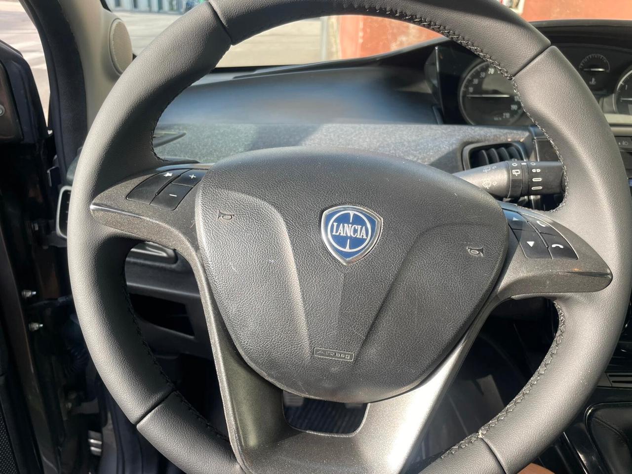 Lancia Ypsilon 1.2 69 CV 5 porte GPL Ecochic Gold