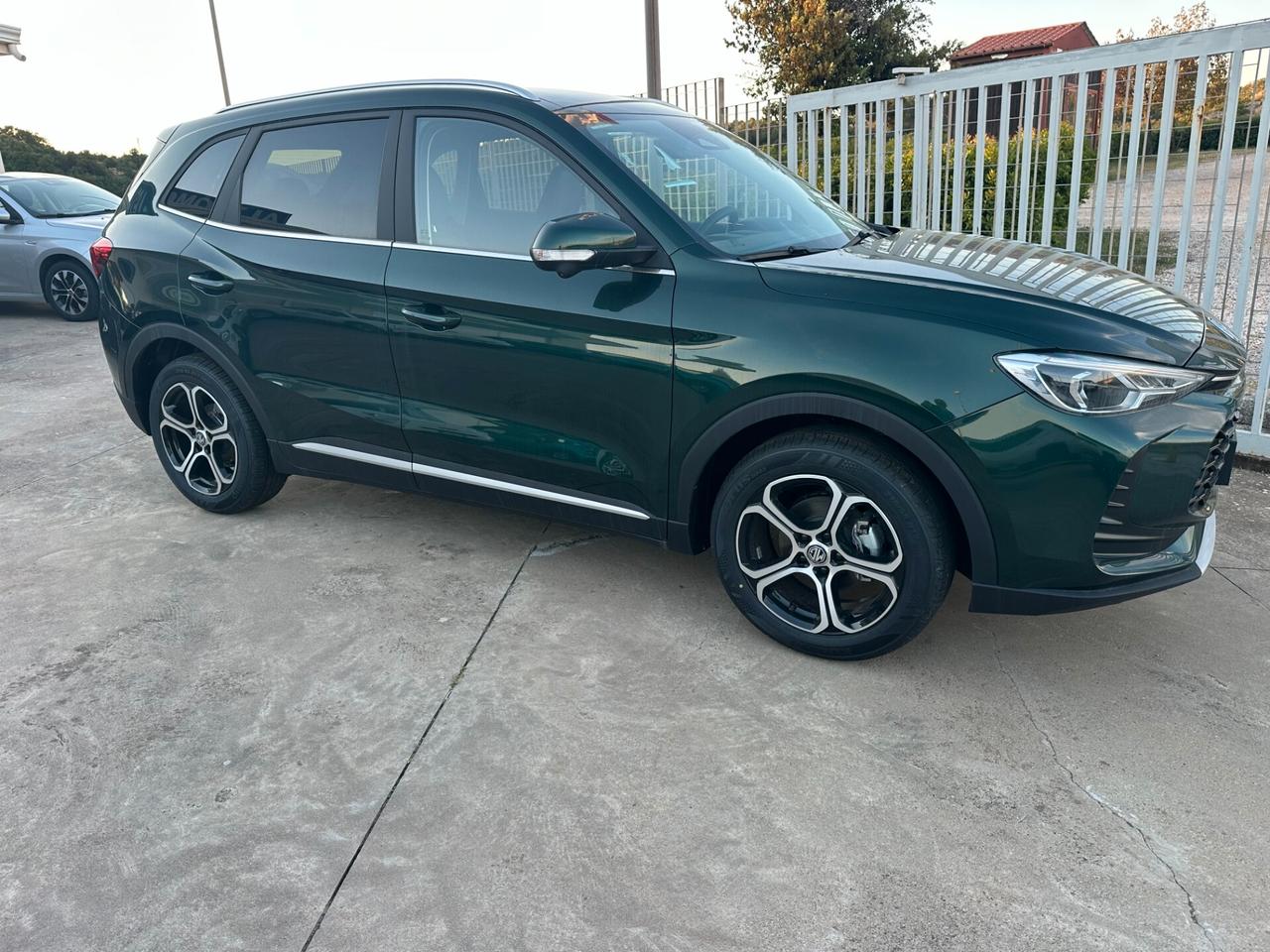 Mg ZS 1.5 Comfort 115 CV "Km 0"
