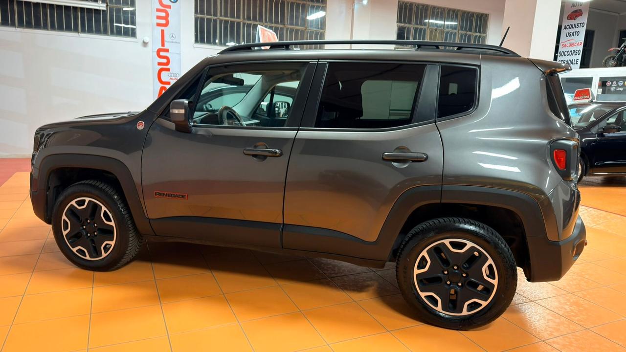 Jeep Renegade 2.0 Mjt 170CV 4WD Active Drive Low Trailhawk